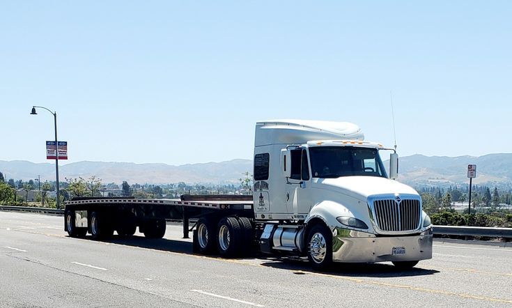 Flat Bed - Step Deck